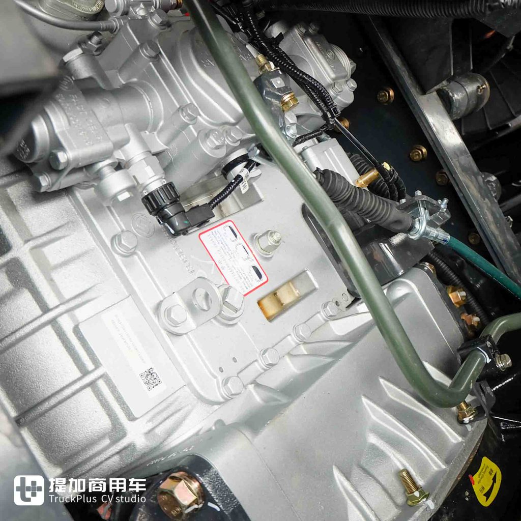 专为高原自卸工况打造？600马力+平地板驾驶室，这款乘龙HK自卸车实力太强悍了！