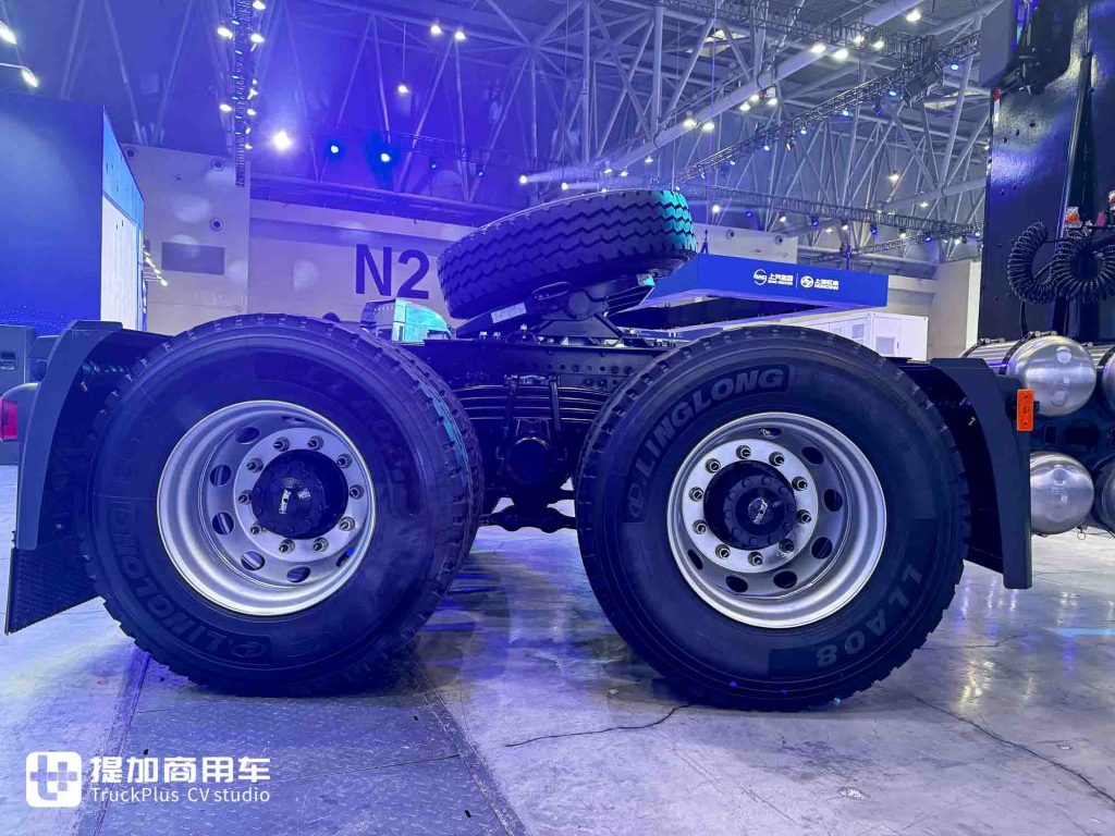 新能源赛道涅槃重生！重磅发布第三代新能源重卡，深度解析上汽红岩i·杰狮的硬核实力