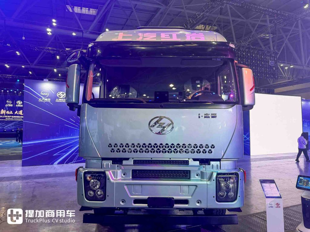 新能源赛道涅槃重生！重磅发布第三代新能源重卡，深度解析上汽红岩i·杰狮的硬核实力