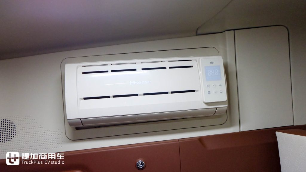 920匹大马力，超低能耗+生活舱化驾驶室！欧曼银河9插电混动牵引车实拍