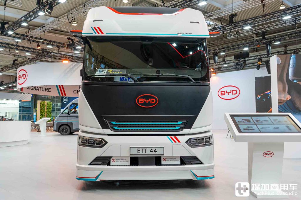 2026IAA：千匹电驱+兆瓦超充，还有五星安全！比亚迪 ETT 44纯电动牵引车全球首发全解析