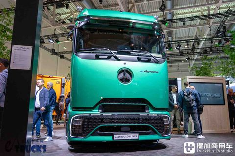 2026IAA：长途电动重卡也能玩低鞍座？奔驰eActros Lowliner牵引车深度实拍评测