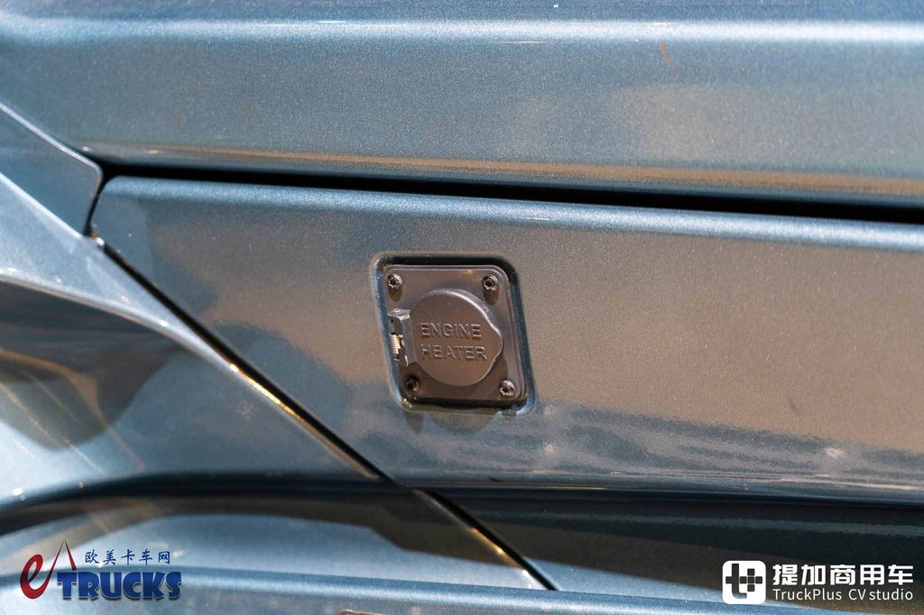 2026IAA：房车级超大生活舱，欧洲血统的美国卡车？沃尔沃VNL长头卡车深度实拍评测