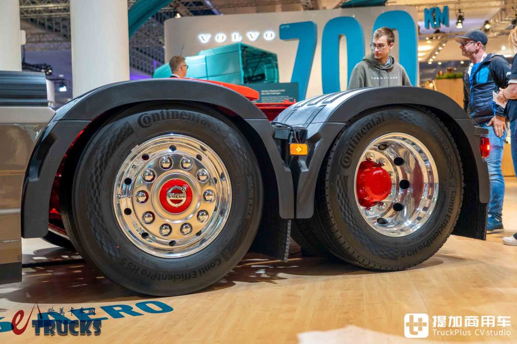 2026IAA：欧卡马力王驾到！当780匹遇上低风阻，沃尔沃FH 16 Aero旗舰牵引车深度实拍评测