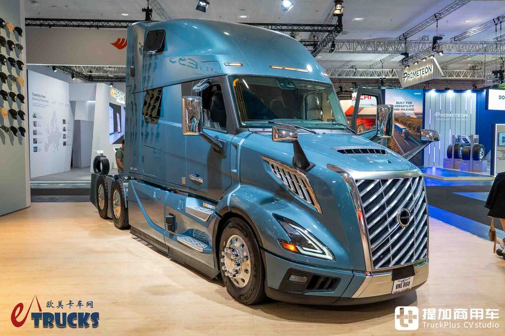 2026IAA：房车级超大生活舱，欧洲血统的美国卡车？沃尔沃VNL长头卡车深度实拍评测