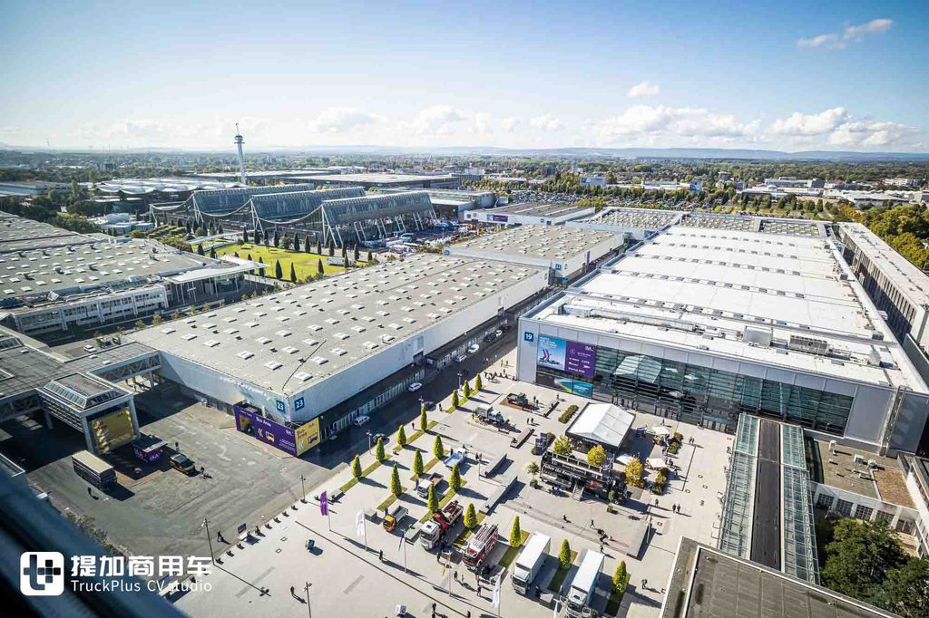 重汽、解放等“老牌”竞技,远程、比亚迪等“新人”突围,当“中国卡车”遇上“欧洲主场”,2026汉诺威商用车展中国卡车力量盘点!