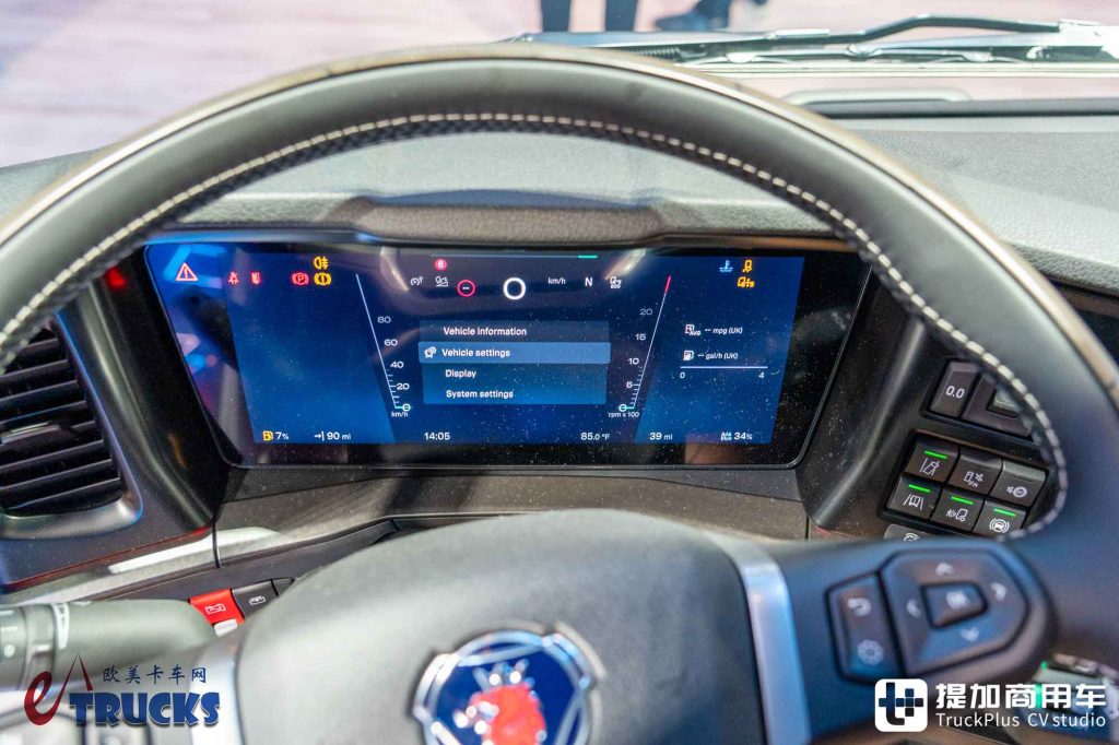 2026IAA：全新前脸、隐藏门把手，还有电子后视镜？斯堪尼亚新款Dynamic 430 R牵引车深度实拍评测