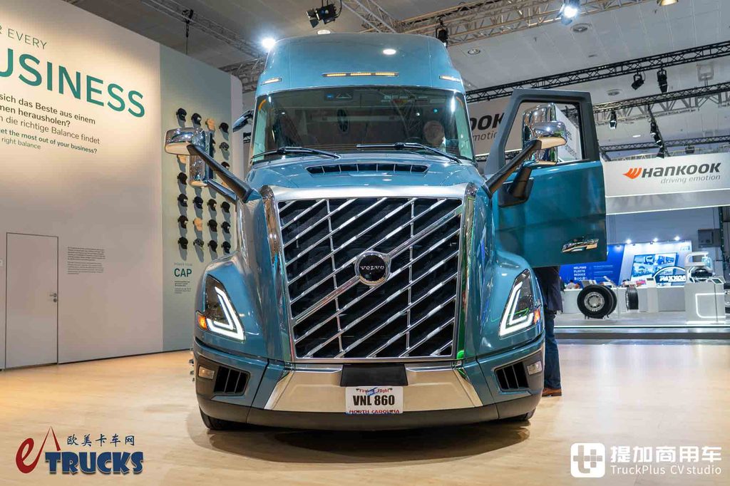 2026IAA：房车级超大生活舱，欧洲血统的美国卡车？沃尔沃VNL长头卡车深度实拍评测