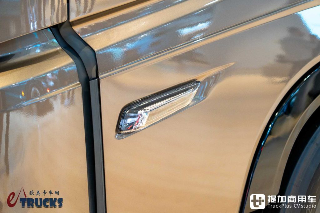 2026IAA：欧卡马力王驾到！当780匹遇上低风阻，沃尔沃FH 16 Aero旗舰牵引车深度实拍评测