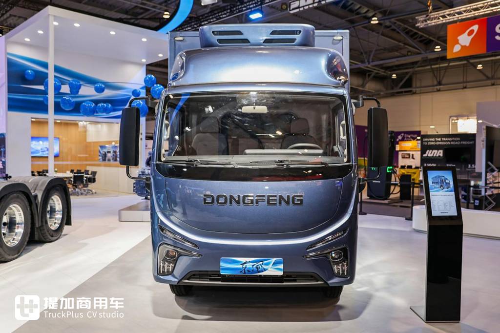 三车三堆一机一平台，东风在汉诺威亮出氢能商用车“全家桶”