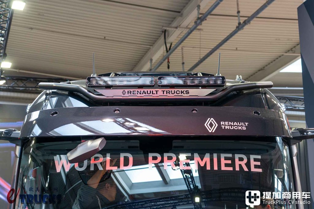 2026IAA：全球限量30台！法式浪漫拉满？雷诺T-High终极版深度实拍评测