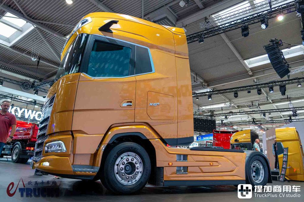 2026IAA:超大驾驶室+米勒循环发动机,无缘国内的欧洲旗舰重卡有多强?达夫XG+深度实拍评测