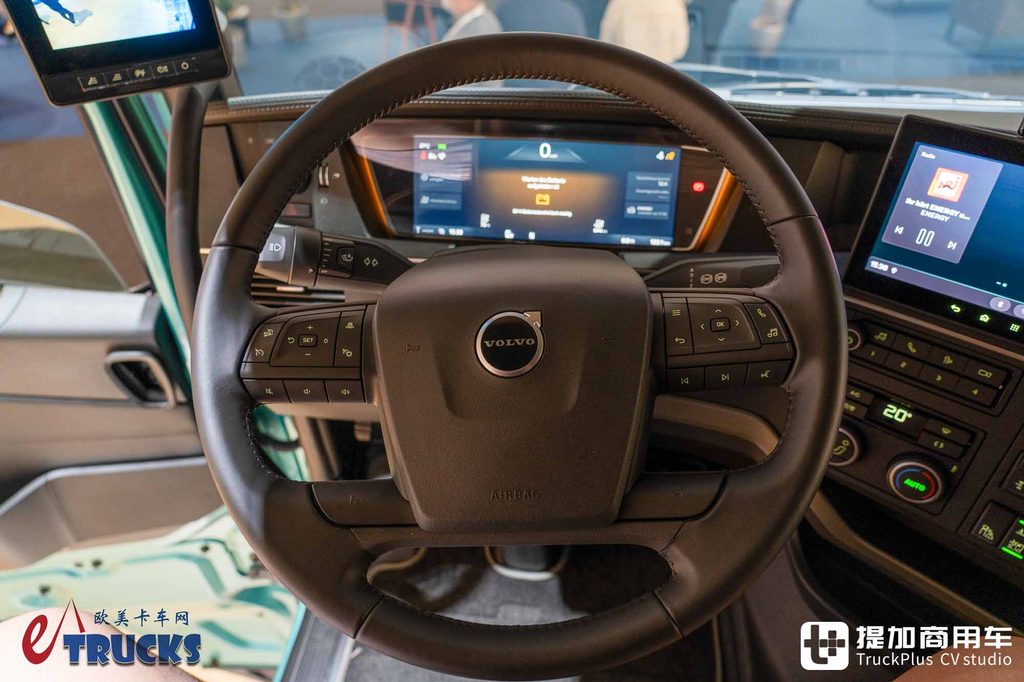 2026IAA：三星电池独苗，续航700公里？沃尔沃FH Aero长续航版电动重卡深度实拍评测